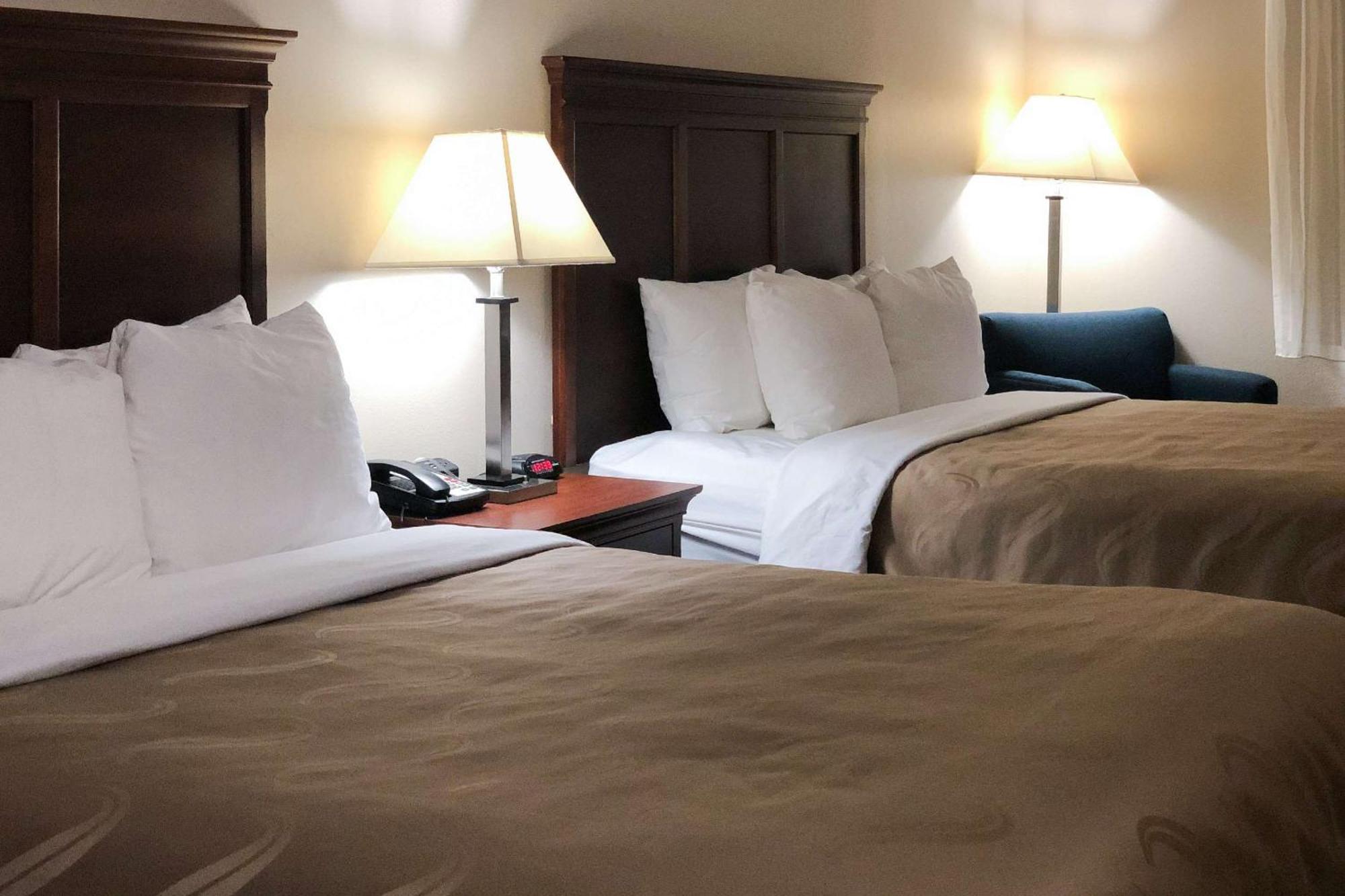 Quality Inn I-70 At Wanamaker Topeka Esterno foto